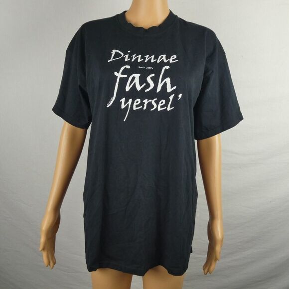 Outlander Sassenach Dinnae Fash Yersel' Don't Worry Jamie Claire Graphic T Shirt - Picture 2 of 10